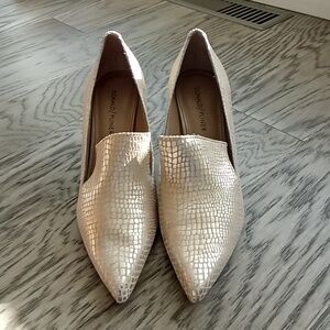 Donald Pliner heels size 8M